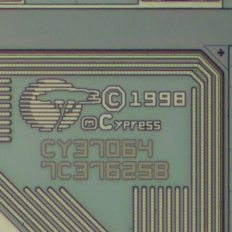 CY37064P100-125AXI